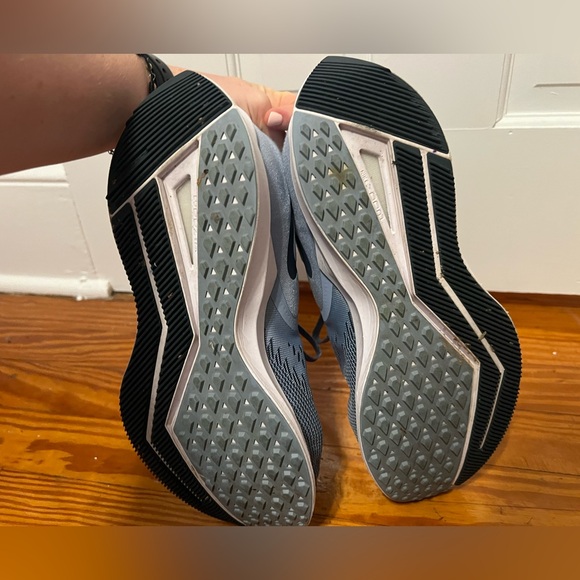 Nike Zoom Winflo - Picture 2 of 3